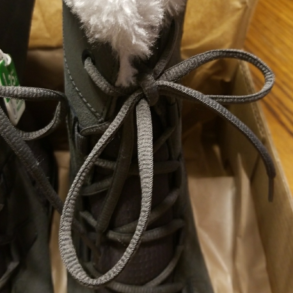 New Women's Columbia Ice Maiden ii Winter Boots - Picture 4 of 8